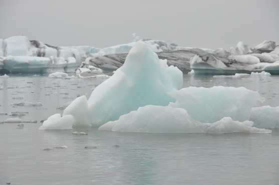 IJs in het Jökulsárlón gletsjermeer