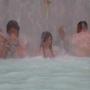 Ciska onder de waterval