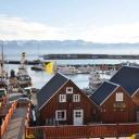 De haven van Húsavík aan de Skjálfandi baai