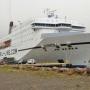 De Norröna in de haven van Seyðisfjörður